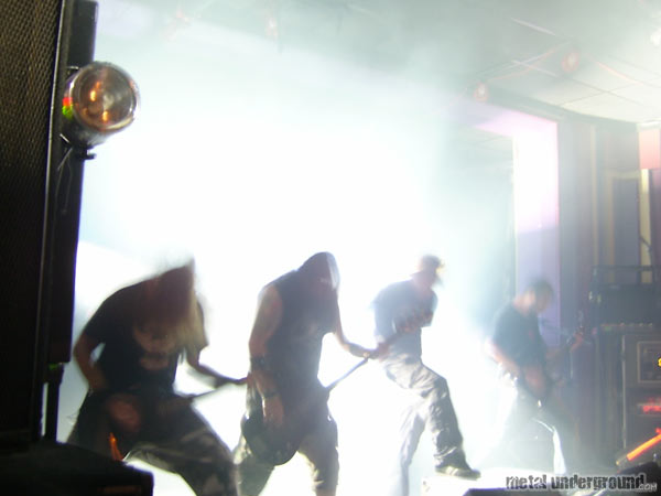 Chimaira - Chimaira Nothing Remains Tour 2005 (Baltimore MD) (image 10 of 22)