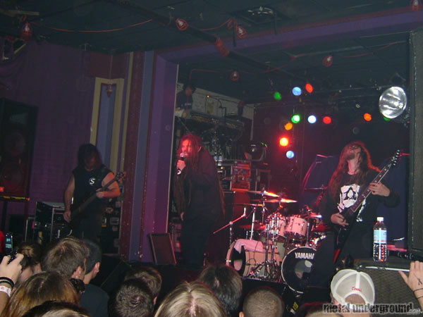 Six Feet Under - Chimaira Nothing Remains Tour 2005 (Baltimore MD) (image 16 of 22)