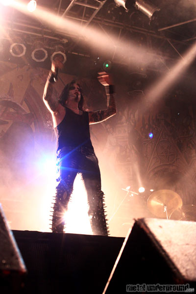 Dimmu Borgir - Dimmu Borgir Invaluable Darkness Tour (Tampa -  FL) (image 21 of 47)
