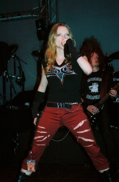 Arch Enemy - Headbangers Ball 2004 (Worcester MA) (image 2 of 41)