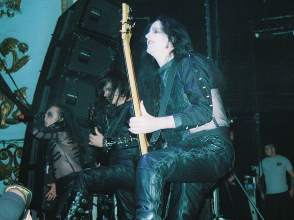 Cradle Of Filth - Headbangers Ball 2004 (Worcester MA) (image 26 of 41)