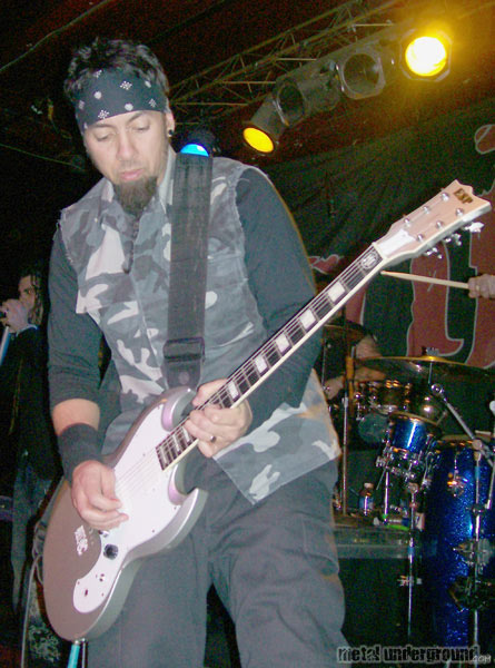 Ill Nino - Ill Nino And Droid 2008 (Cleveland -  OH) (image 20 of 28)