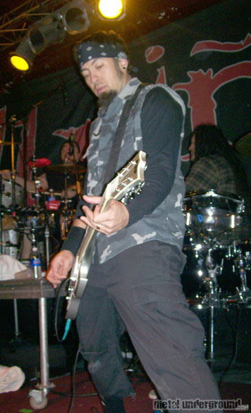 Ill Nino - Ill Nino And Droid 2008 (Cleveland -  OH) (image 24 of 28)