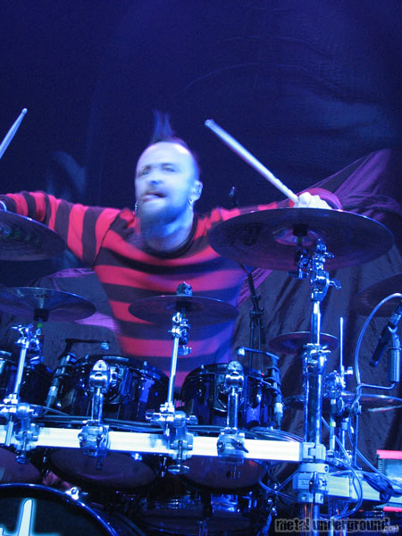 Lacuna Coil - Jagermeister Music Tour Spring 2007 (Baltimore -  MD) (image 3 of 56)