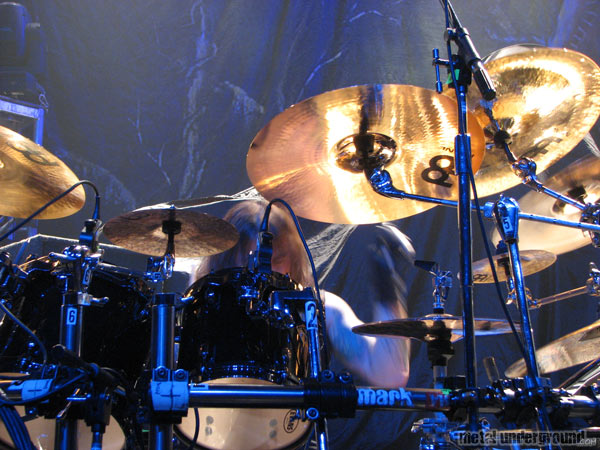 Shadows Fall - Jagermeister Music Tour Spring 2007 (Baltimore -  MD) (image 32 of 56)