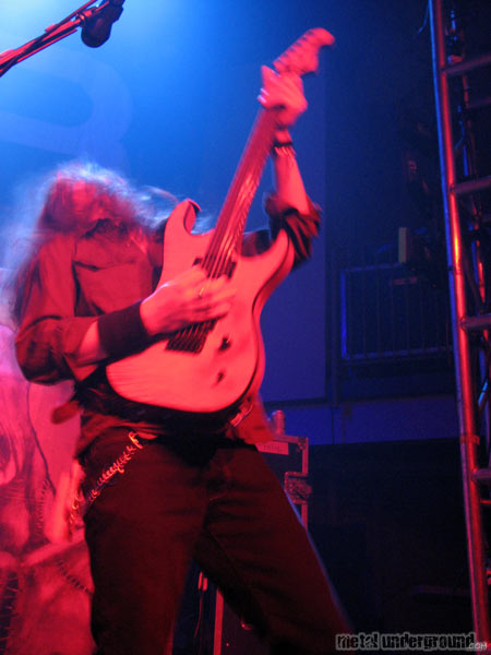 Shadows Fall - Jagermeister Music Tour Spring 2007 (Baltimore -  MD) (image 35 of 56)