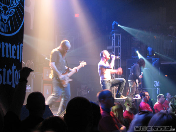 Stone Sour - Jagermeister Music Tour Spring 2007 (Baltimore -  MD) (image 47 of 56)