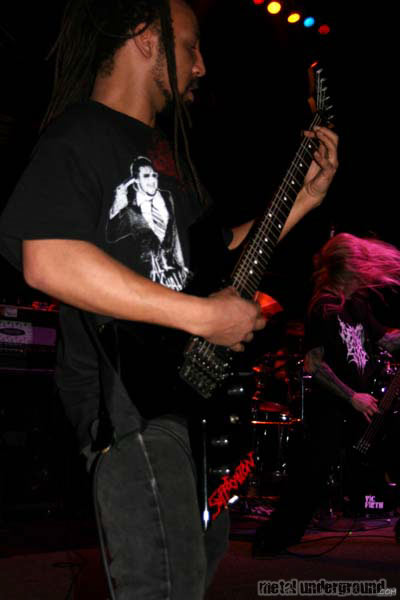 Suffocation - Machines At War 2006 (Worchester -  MA) (image 29 of 38)