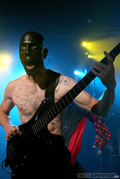 Mudvayne - Masters Of Horror Tour (Columbus -  OH) (image 49 of 66)