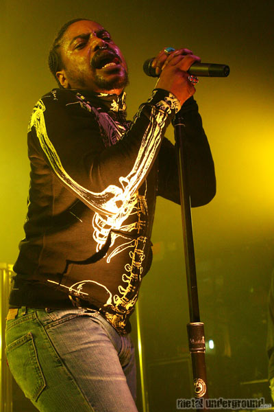 Sevendust - Masters Of Horror Tour (Columbus -  OH) (image 64 of 66)