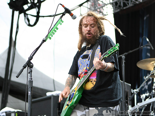 Cavalera Conspiracy - Monsters Of Rock 2008 (Calgary -  AB) (image 29 of 229)