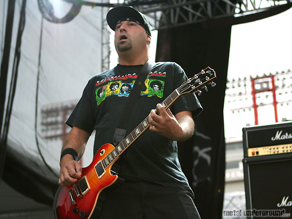 Hatebreed - Monsters Of Rock 2008 (Calgary -  AB) (image 39 of 229)