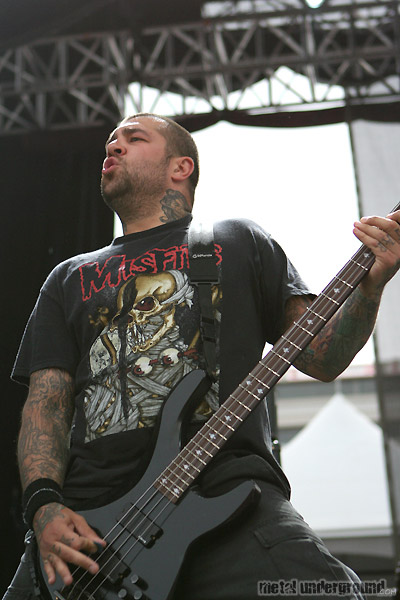 Hatebreed - Monsters Of Rock 2008 (Calgary -  AB) (image 40 of 229)