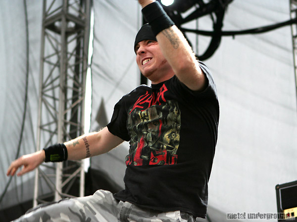 Hatebreed - Monsters Of Rock 2008 (Calgary -  AB) (image 46 of 229)