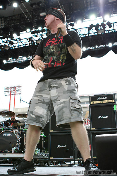Hatebreed - Monsters Of Rock 2008 (Calgary -  AB) (image 51 of 229)