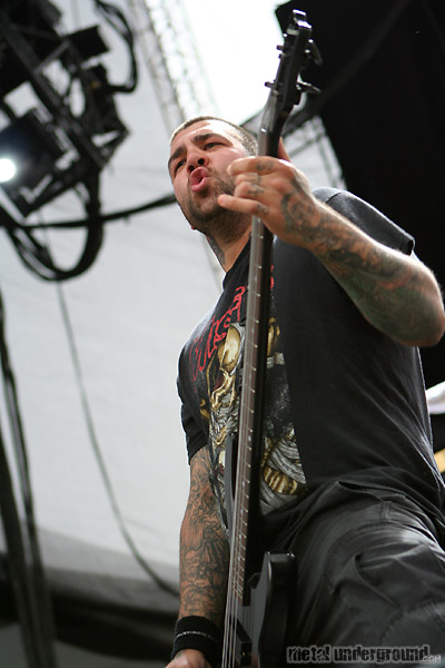 Hatebreed - Monsters Of Rock 2008 (Calgary -  AB) (image 56 of 229)