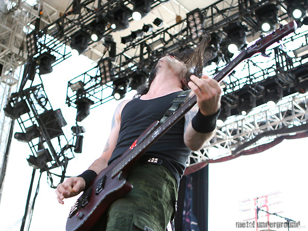 Shadows Fall - Monsters Of Rock 2008 (Calgary -  AB) (image 177 of 229)
