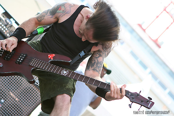 Shadows Fall - Monsters Of Rock 2008 (Calgary -  AB) (image 188 of 229)