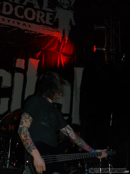 As I Lay Dying - NEMHF Friday April 22 2005 (image 6 of 28)