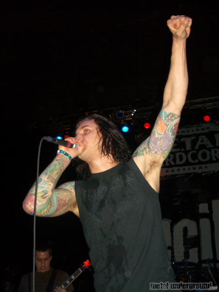 As I Lay Dying - NEMHF Friday April 22 2005 (image 8 of 28)