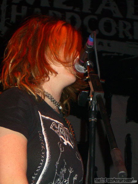 Kylesa - NEMHF Friday April 22 2005 (image 11 of 28)