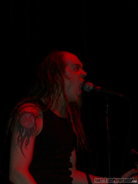 Strapping Young Lad - NEMHF Saturday April 23 2005 (image 28 of 30)