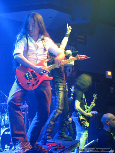 Dragonforce - No Fear Music Tour 2006 (Washington -  DC) (image 15 of 64)