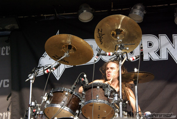 Airbourne - Rockstar Mayhem Festival 2008 (Camden -  NJ) (image 6 of 45)