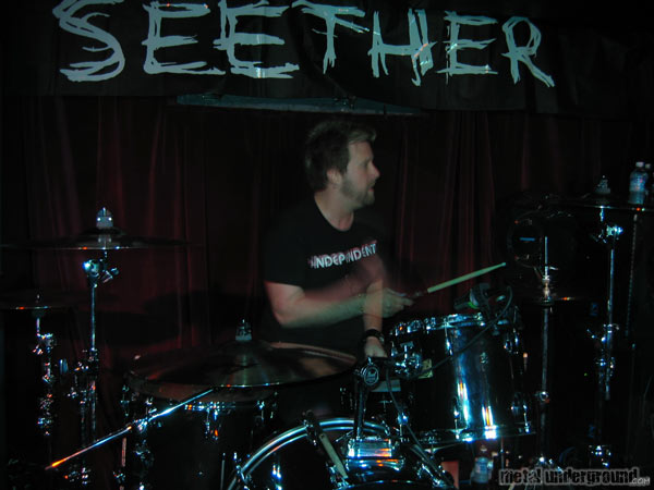Seether - Seether (Vancouver BC) (image 15 of 18)