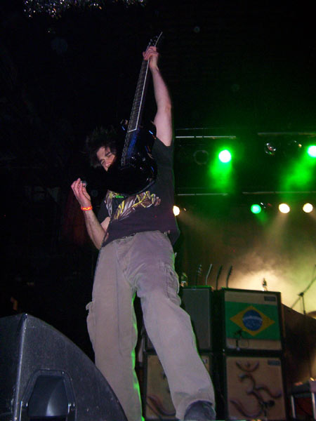 Soulfly - Soulfly And Morbid Angel 2005 (Philadelphia PA) (image 14 of 30)