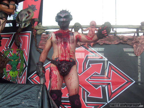 Gwar - Sounds Of The Underground 2005 (Philadelphia PA) (image 19 of 54)