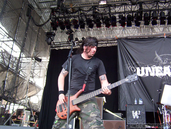 Unearth - Sounds Of The Underground 2005 (Philadelphia PA) (image 44 of 54)