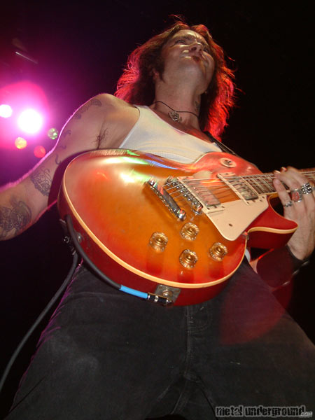 High On Fire - Sounds Of The Underground 2005 (Vancouver BC) (image 23 of 58)
