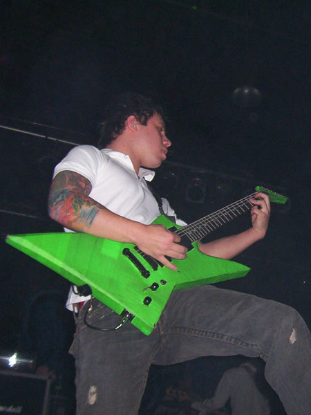 Atreyu - Unearth And Atreyu 2005 (Philadelphia PA) (image 7 of 31)