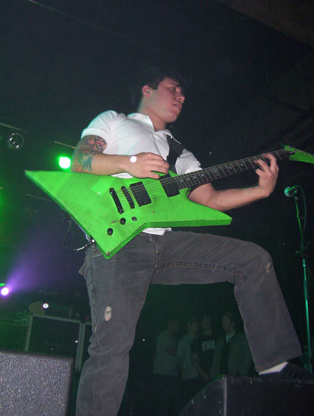 Atreyu - Unearth And Atreyu 2005 (Philadelphia PA) (image 14 of 31)