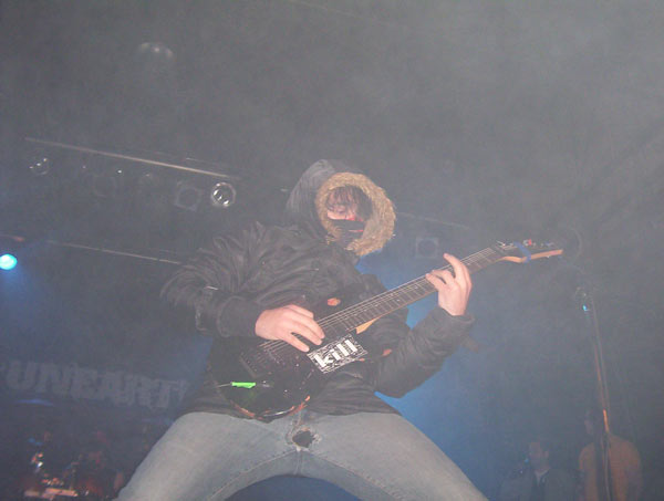 Unearth - Unearth And Atreyu 2005 (Philadelphia PA) (image 17 of 31)