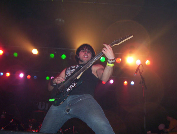 Unearth - Unearth And Atreyu 2005 (Philadelphia PA) (image 25 of 31)
