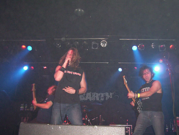 Unearth - Unearth And Atreyu 2005 (Philadelphia PA) (image 26 of 31)