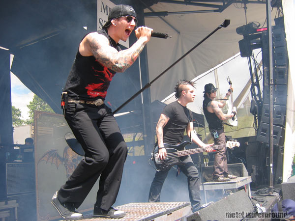 Avenged Sevenfold - Warped Tour 2005 (Vancouver BC) (image 16 of 45)