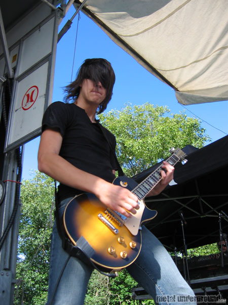Underoath - Warped Tour 2005 (Vancouver BC) (image 39 of 45)