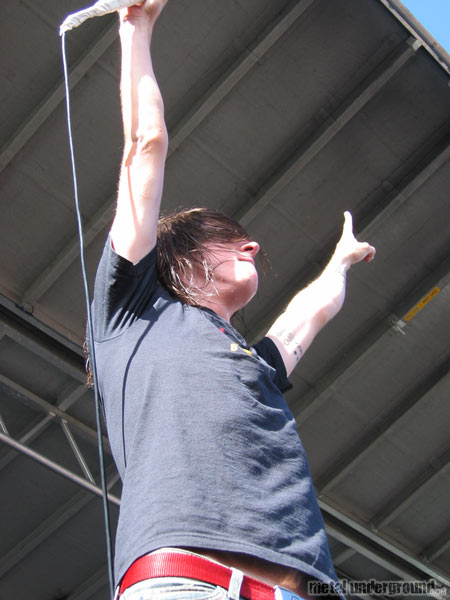Underoath - Warped Tour 2005 (Vancouver BC) (image 41 of 45)