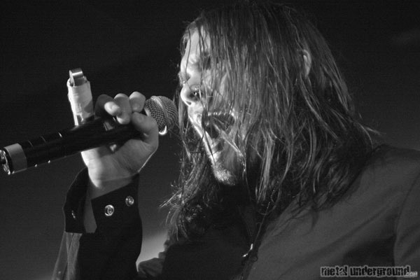 Shinedown - Winterfresh Snocore 2006 (Ft Wayne -  IN) (image 42 of 43)